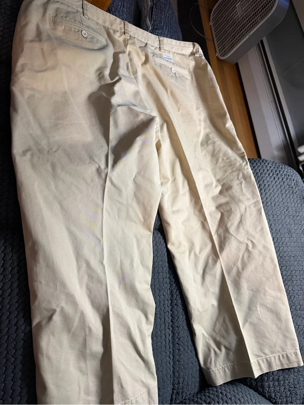 Vineyard Vines Men's Tan Chino Pants